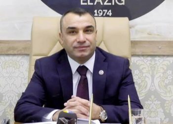 Gri pasaportla yurt dışına insan kaçıran AKP'li başkan yeniden aday oldu