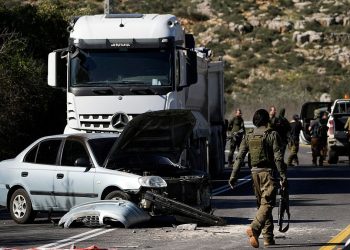 Hizbullah, İsrail'de kontrol üssünü vurdu; Netanyahu uyardı