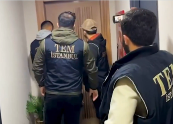 Hizmet Hareketi’ne yönelik ‘soykırım’ operasyonları sürüyor: 32 gözaltı