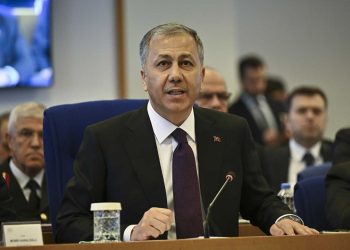 İçişleri Bakanı: Provokatif paylaşımlar yapan hesapları tespit ediyoruz