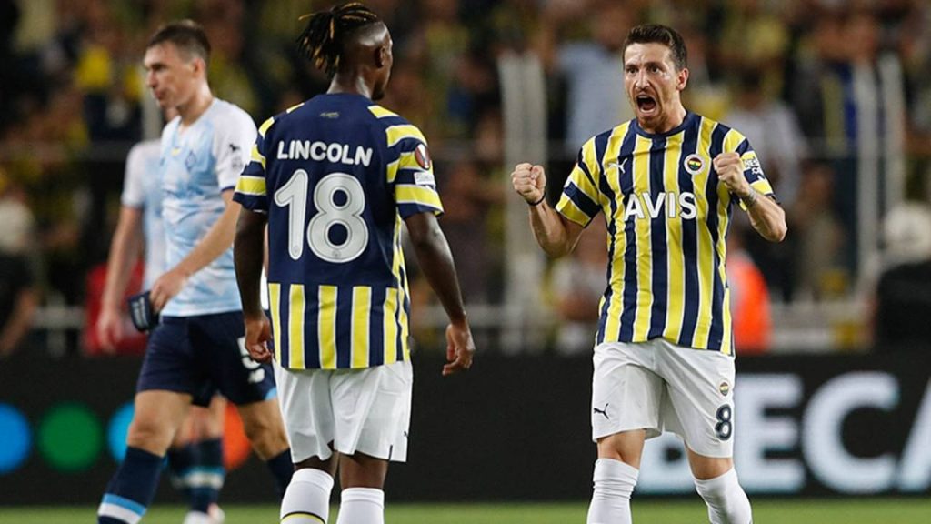 İddia: Ankaragücü Fenerbahçe'nin iki yıldızına kancayı taktı