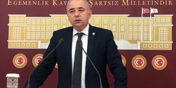 İlk ev alacaklara düşük faizli kredi lafta kaldı: CHP'li isim Bakan Şimşek'e hatırlattı