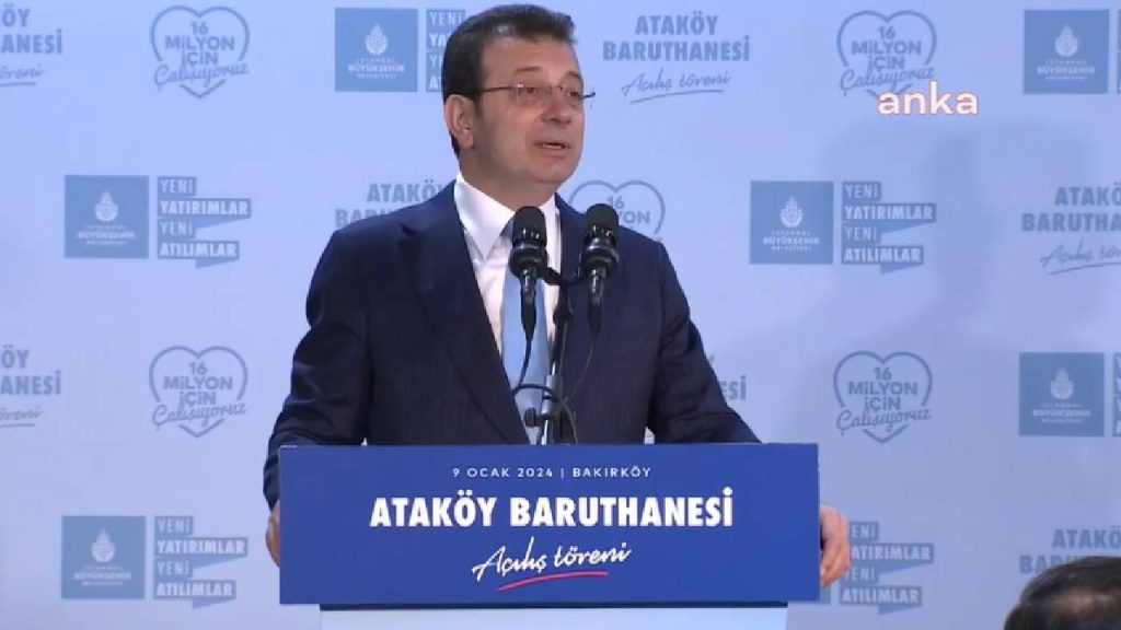 İmamoğlu: Bizimle dalga geçen aklı hafif alaycı tebessümle karşılıyorum