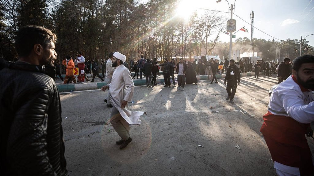 İran devlet medyası duyurdu: Kirman'dan silahlı saldırı haberleri geliyor