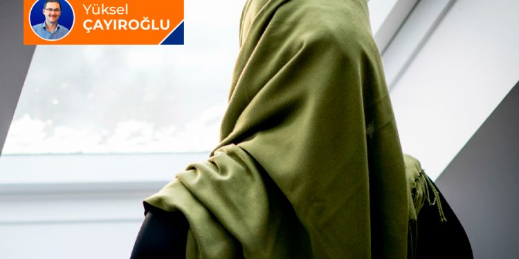 İslâm niçin örtünmeyi emrediyor? (4)