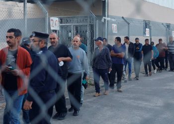 İsrail, Filistinlileri ekmeklerinden de edecek: Filistinli işçilerin yerine 81 bin 500 yabancı işçi alacak