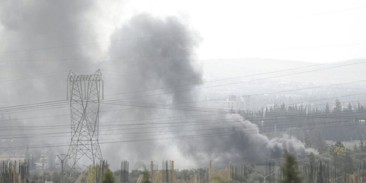 İsrail Suriye'nin başkenti Şam'da İran hedeflerini vurdu: En az 5 ölü