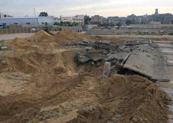 İsrail, çekildiği kentin ardında tahribe uğramış mezarlar bıraktı