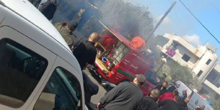 İsrail savaşı Lübnan'a taşıdı: Hizbullah komutanının cenazesinin yakınlarına hava saldırısı düzenledi