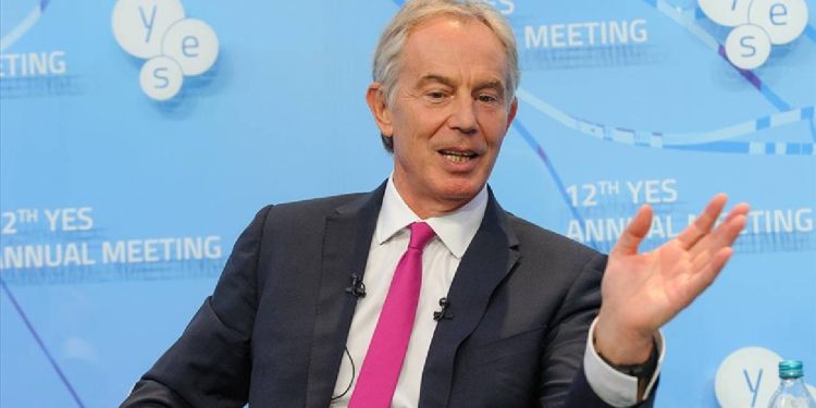 'İsrail'in Gazze'de yerinden ettiği Filistinlileri kabul etmeye Batı'yı ikna görevi, Blair'e verilecek' iddiası