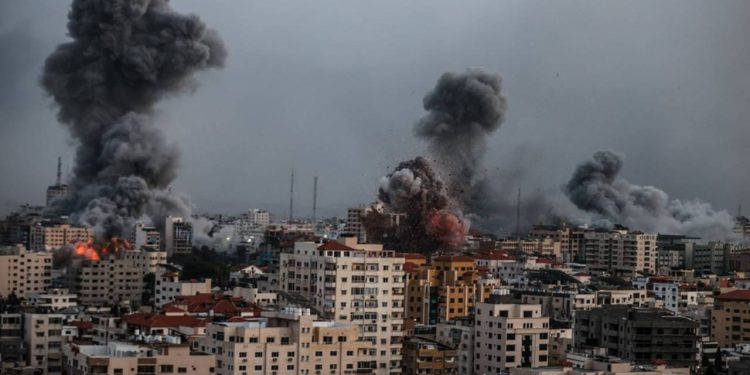 İsrail'in geçici ateşkes teklifine Hamas'tan yanıt geldi