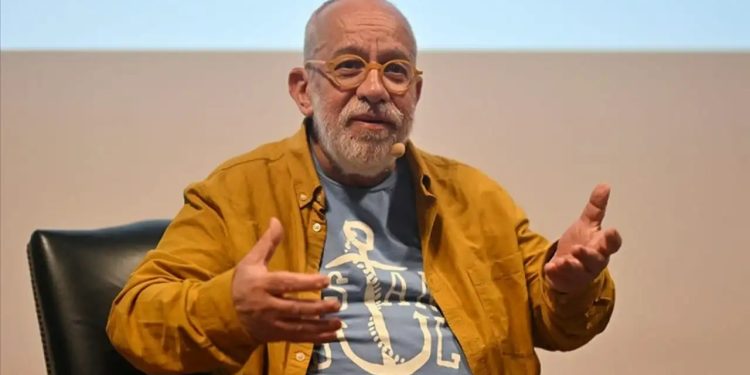 İstanbul aşkıyla bilinen yazar Mario Levi hayatını kaybetti