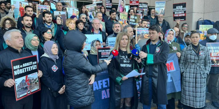 İstanbul'da 6 Şubat Deprem davaları için 'Adalet nöbeti'