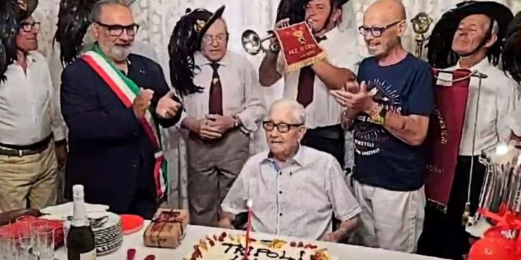 İtalya'nın en yaşlı erkeği Tripoli Giannini 111 yaşında öldü