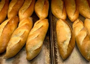 İzmir'de halk ekmeğe zam gelmedi