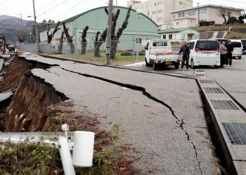 Japonya'da 7.6 büyüklüğünde depremde ölü sayısı 55'e çıktı
