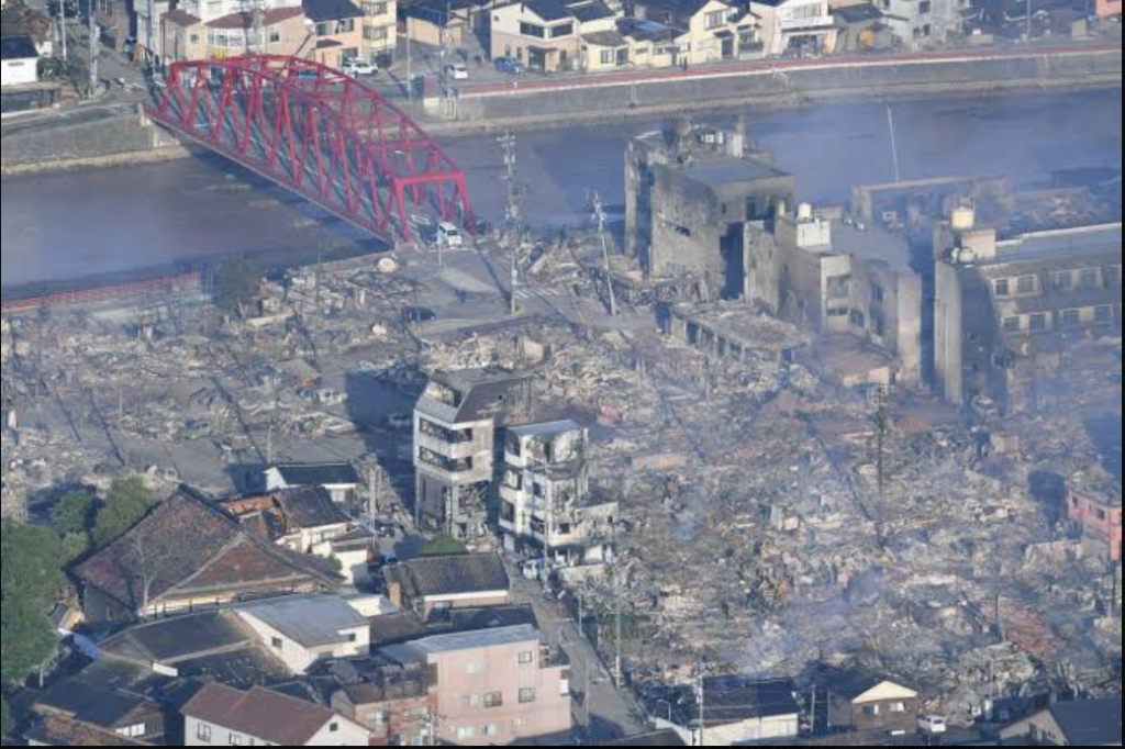 Japonya’daki çifte depremde ölü sayısı artıyor, enkaz altında insanlar var