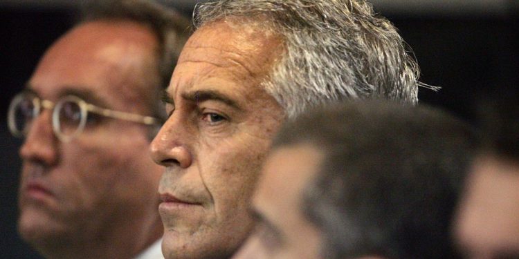 Jeffrey Epstein davasında adı geçen isimler açıklandı