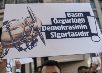 KONUK YAZAR | Demokrasinin son savaşçıları; sürgün gazeteciler!