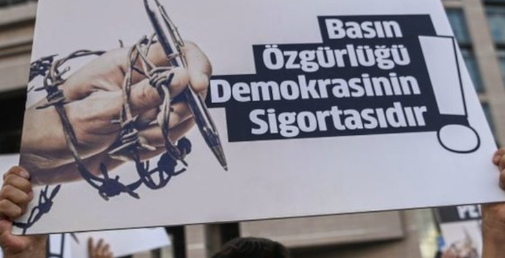 KONUK YAZAR | Demokrasinin son savaşçıları; sürgün gazeteciler!