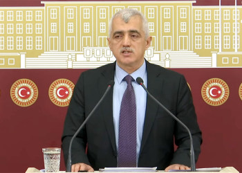 Kadın doğum polikliniğine giden tutuklu hastalara, ‘kelepçeli’ muayene işkencesi