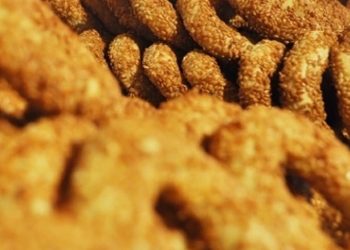 Kandil simidi cep yaktı, ekmek fiyatını geçti: 10'lu paket 80 TL!