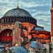 Kapısı ısırıldı, duvarları kazındı... Ayasofya'da tarihi taş yola parke döşediler!