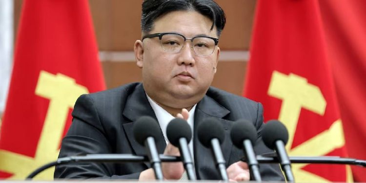 Kim Jong-un'dan Güney Kore'ye gözdağı: Tereddüt etmeyiz
