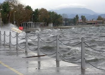 Kocaeli Valiliği'nden fırtına uyarısı