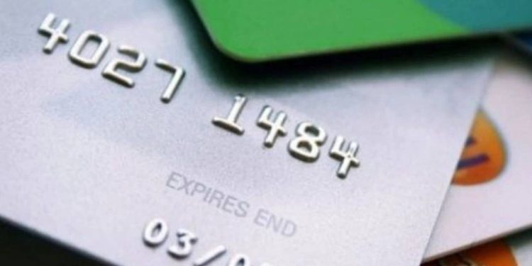 Kredi kartlarına düzenleme yolda: Kısıtlama gelebilir!