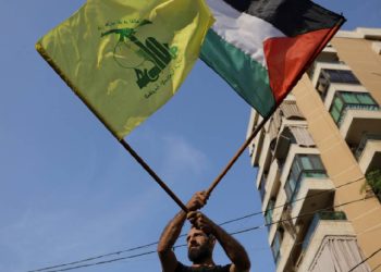 Kuzey İsrail'e 62 roket atan Hizbullah: Aruri suikastına sadece bir 'ön cevap'