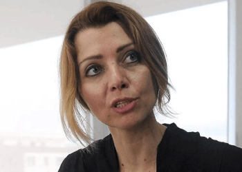 Mine Kırıkkanat 'intihal' davasını kazandığını açıklamıştı; Elif Şafak'tan yanıt geldi