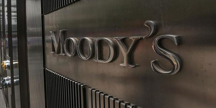 Moody's Türkiye'nin kredi görünümünü yükseltti