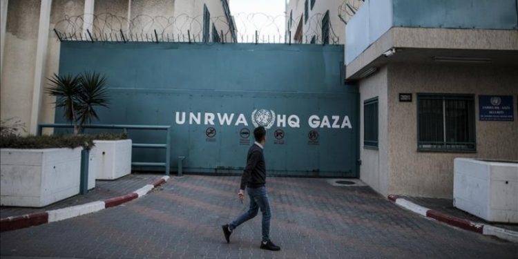 Norveç, İspanya ve İrlanda yine Batı’dan pozitif ayrıştı: Filistin yardım ajansı UNRWA’ya fonu kesmeyecekler