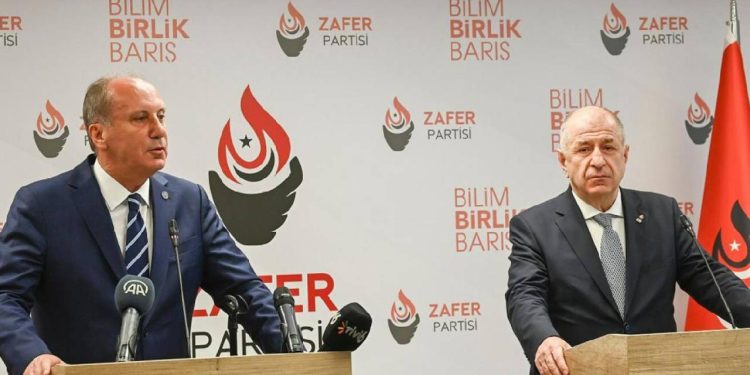 Özdağ, İnce'ye 'gülerek' cevap verdi: Verene değil, alana bakacaksın derler