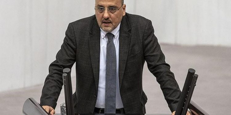 Özel okul öğretmenlerinin uğradığı hak gaspı Meclis gündeminde