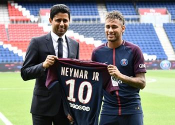 Paris’te Neymar skandalı; Fransız polisi Ekonomi Bakanlığını bastı