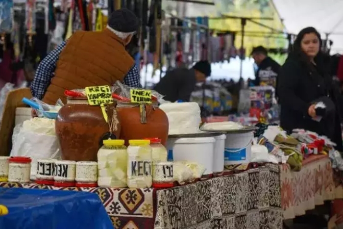 Pazar tezgahında, yol kenarındaki ‘doğal’ ürünler sağlıklı mı?