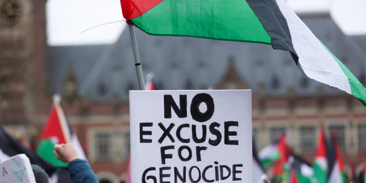 Tarık Gündoğan yazdı… Filistin için adalet arayanlara “Önce kendi bahçeni temizle” demezler mi?