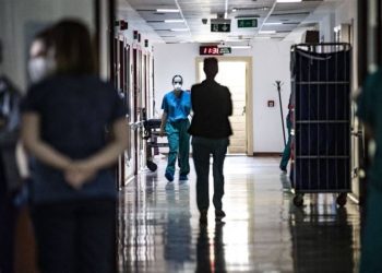 Prof. Dr. Şenol'dan salgın uyarısı: Acile başvurular yüzde 50 arttı