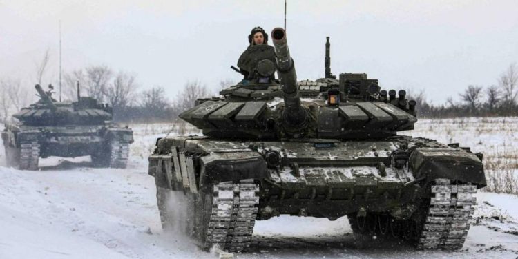 Rusya: Harkiv'de bir yerleşim birimini ele geçirdik