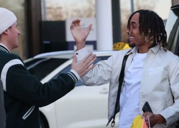 Sacha Boey'u taşıyan uçak Münih'e iniş yaptı