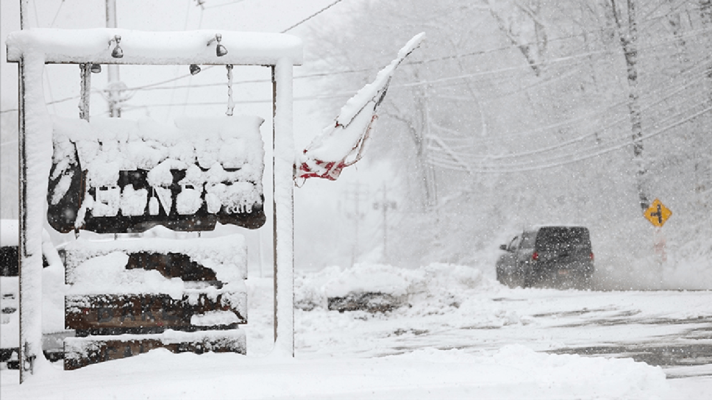 Sert hava koşulları can aldı: ABD'de 80 kişi hayatını kaybetti