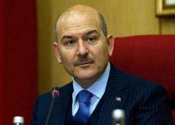 Soylu'dan Özel'e tehdit: Dikkat et de benim için arzuladığın yerlerde olma