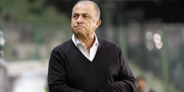 Türk futbolunun "İmparatoru" Yunanistan Ligi’ni salladı