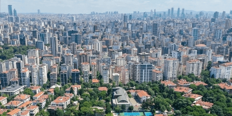 Türkiye 4 yıldır konut fiyatı artışında birinci sırada! CHP'li Gürsel Tekin: Yaparsa AKP yapar, bu utanç da sizin