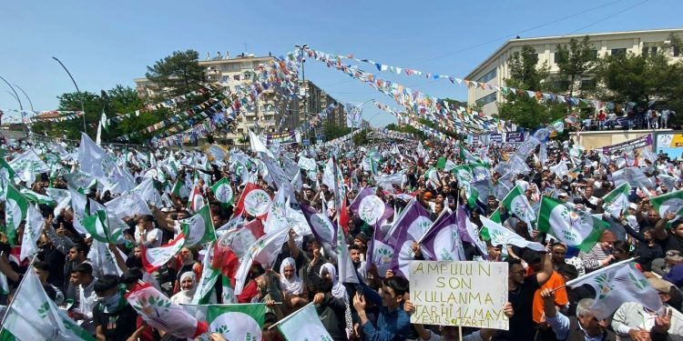 YSP'ye oy verenlerin DEM'in İBB'ye aday göstermesini istemiyor