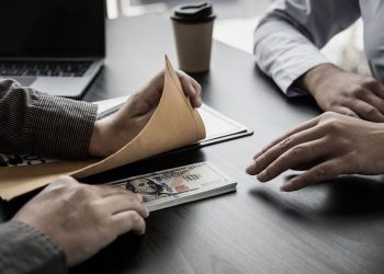 Yolsuzluk Algısı Endeksi'nde Türkiye bir yılda 14 sıra gerileyerek 115'inci oldu