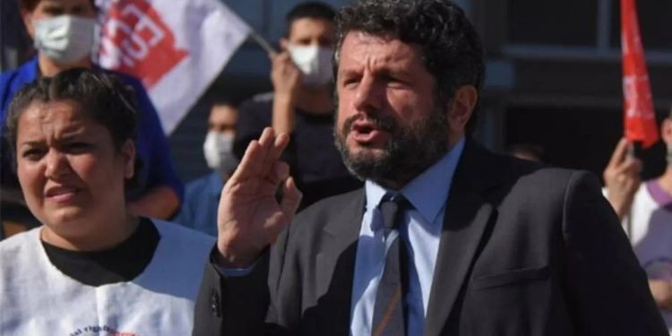Vekilliği düşürülen Can Atalay: Türkiye, bu deli gömleğine sığmayacak