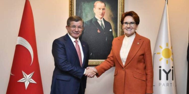 Davutoğlu, Akşener’i ziyaret etti